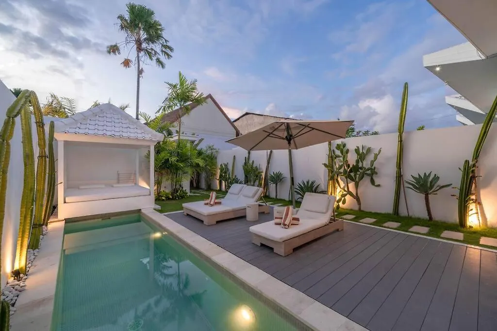 Sea Breeze Retreat 4 Modern 3Br Villa In Canggu