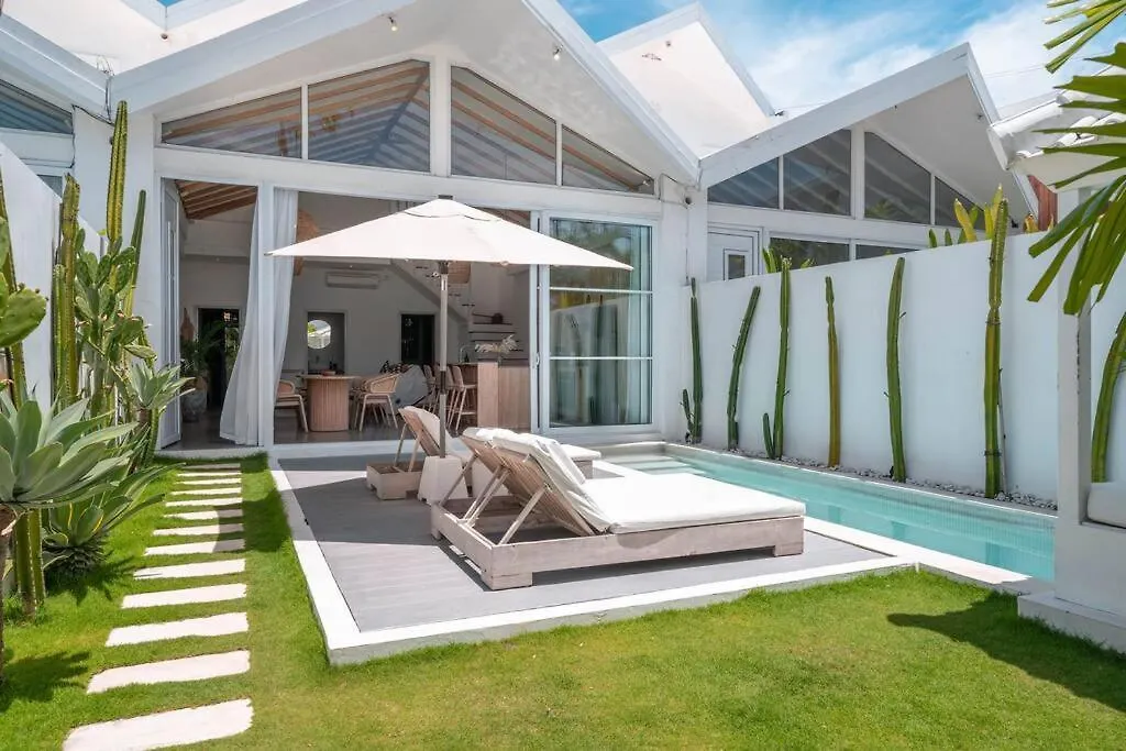 Sea Breeze Retreat 4 Modern 3Br Villa In Canggu
